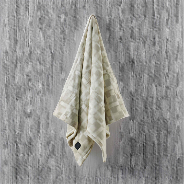 Brookstone Cozy Heated Plush Throw Chic Plaid