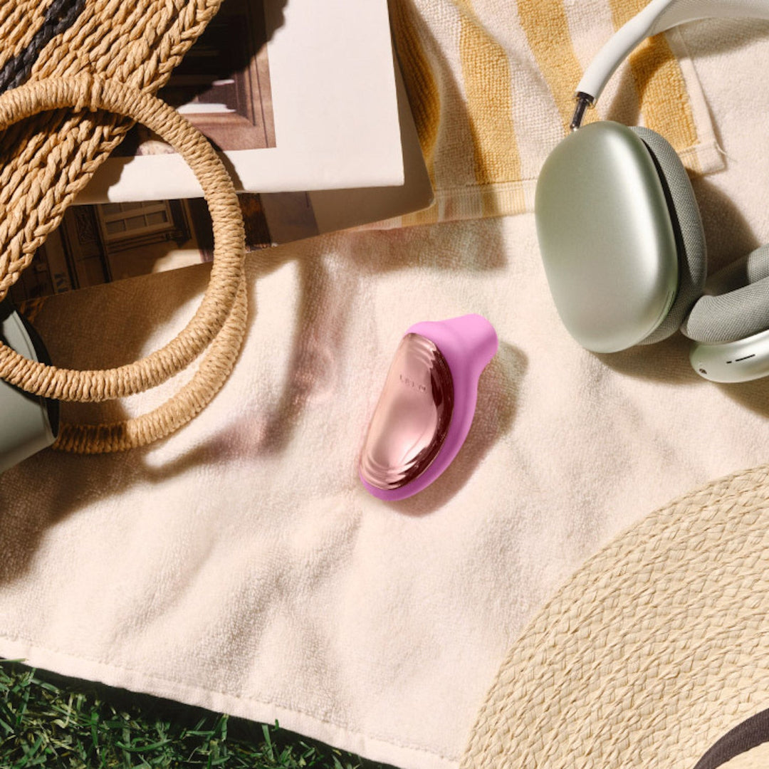 LELO SONA 2 Travel Intimate Massager