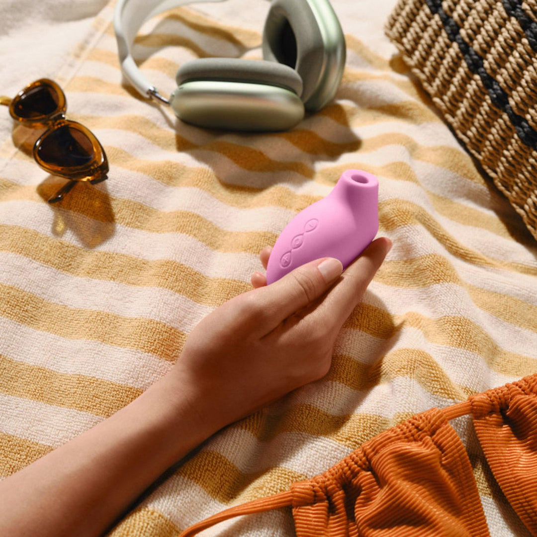 LELO SONA 2 Travel Intimate Massager