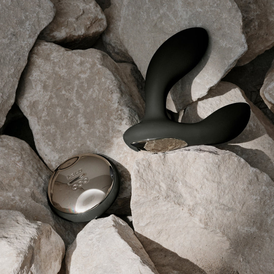 LELO HUGO 2 Intimate Massager with Remote