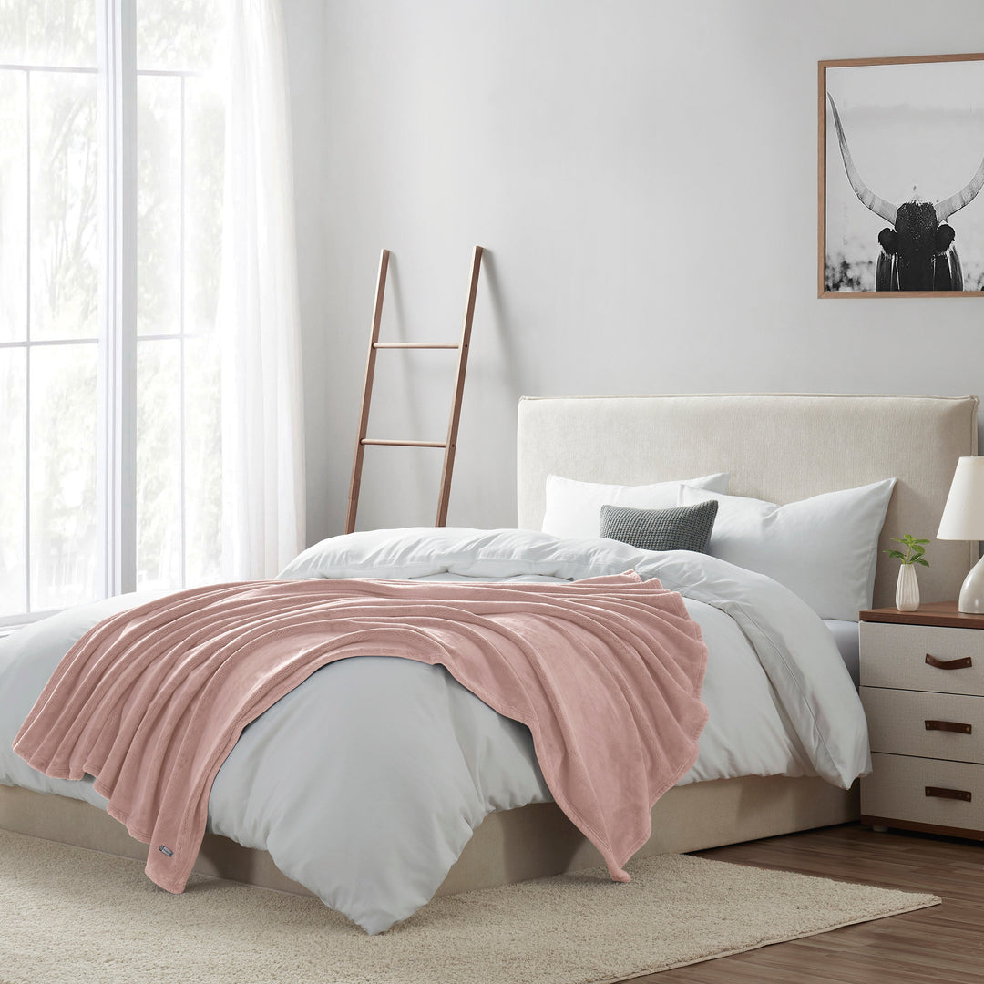 Brookstone Nap Cozy Plush Throw