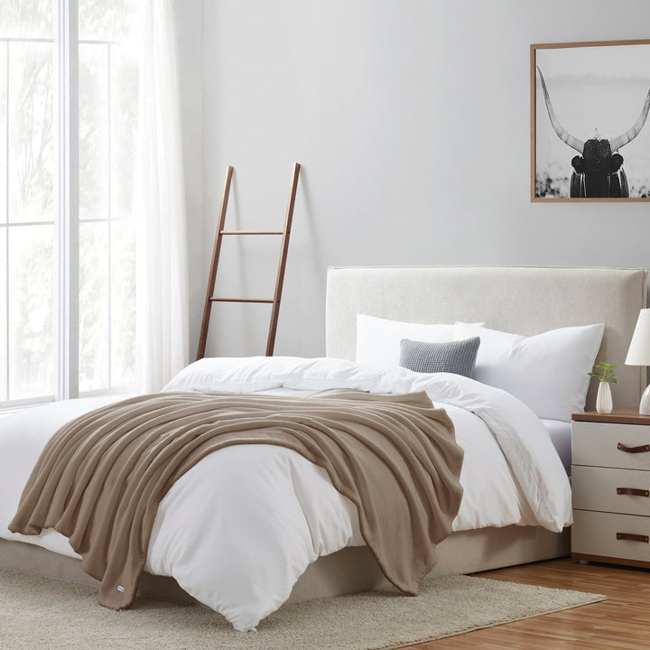Brookstone Nap Cozy Plush Throw