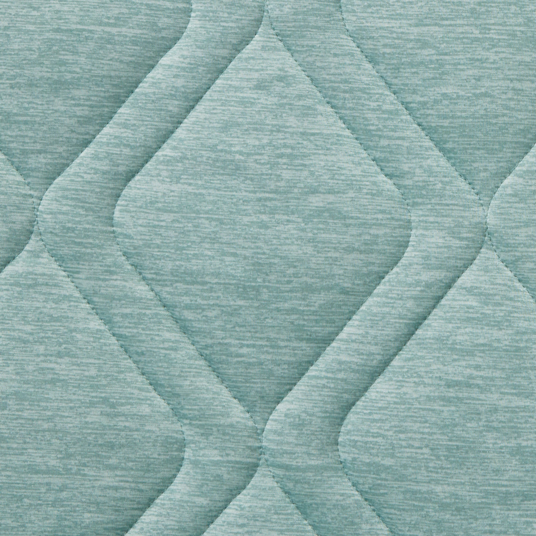 Brookstone Cooling Comfort Throw