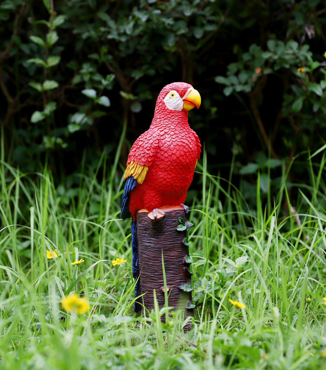 Red Parrot Statue With High-Power Solar Spotlight